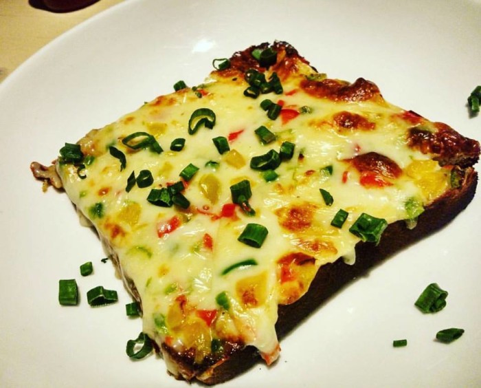 Cheese-Chilly-Toast-700x564-2